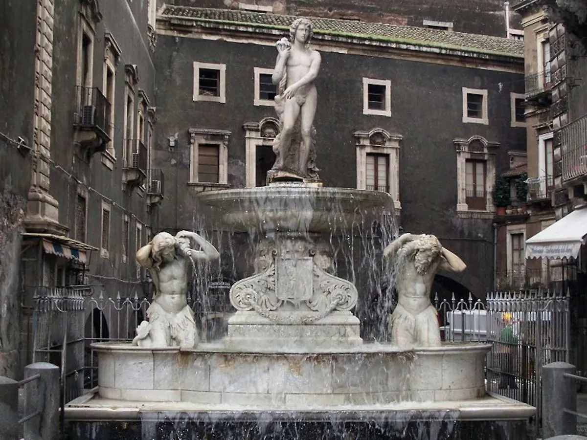 Casa Vacanza Curro 卡塔尼亚